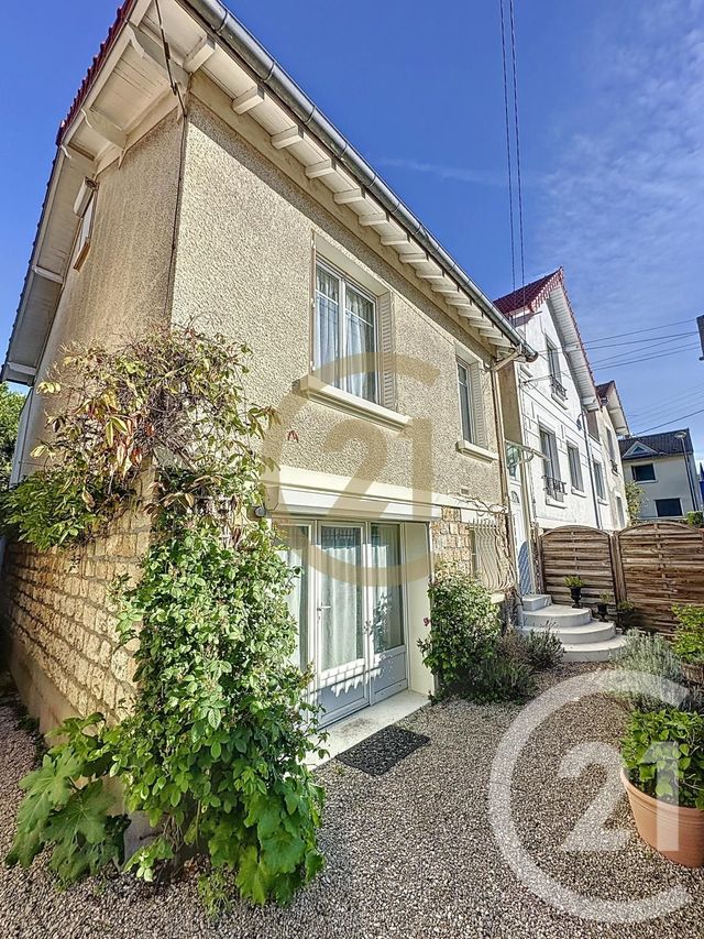 Maison à vendre - 6 pièces - 125,24 m2 - Le Chesnay - 78 - ILE-DE-FRANCE